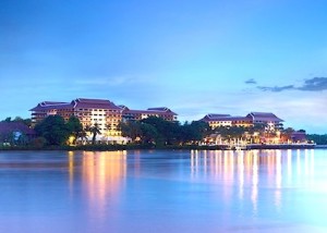 Anantara Bangkok Riverside Resort & Spa at twilight