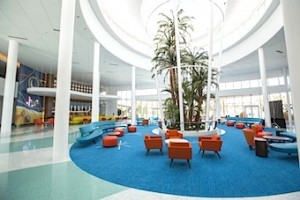 Entrance lobby with Swizzle Lounge on left