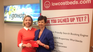 Orla Tooher, GoHop.ie, is presented with her €100 One4all voucher by Grainne Caffrey, lowcostbeds.ie
