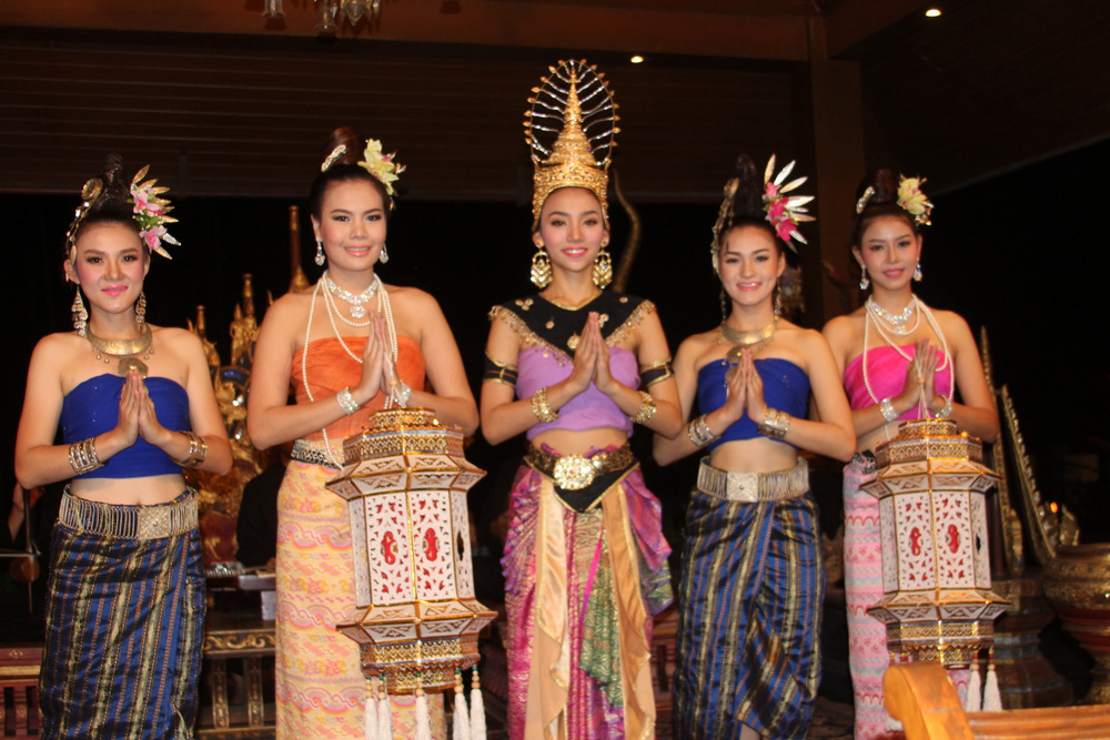 Some of the colorful Thai performers who provide evening  performances for guests.