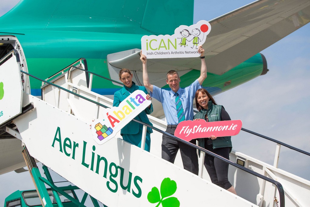  Launching the event at Shannon Airport were Stacey Brown, Aer Lingus, Richard Quinn, Aer Lingus and Isabel Harrison, Shannon Airport. 