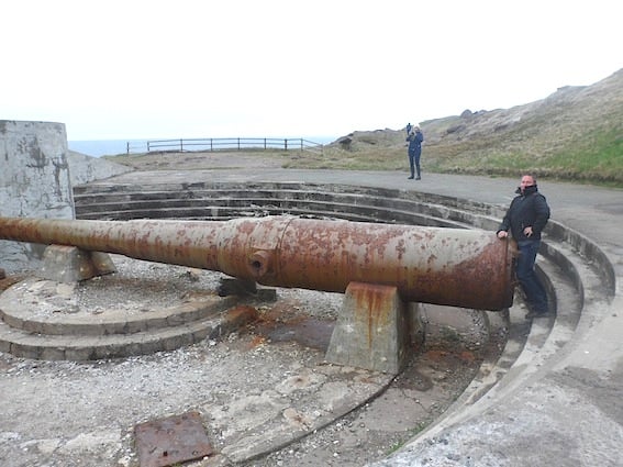 Barry Hammond, Sunway, err… admires a big (but rusty and unswingable) canon at the Cape Spear fortifications in Newfoundland