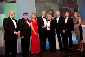 Gonzalo Ceballos receives the 2016 ITTN Industry Achievement Award from the Irish Travel Trade News team