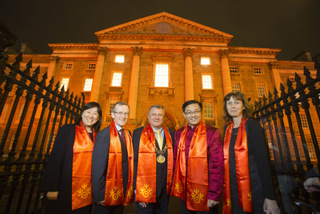 REPRO FREE27/01/2017, Dublin – For the second year in a row, some of Dublin’s best-known buildings were illuminated in red this evening (Friday, 27 January), to mark the 2017 Chinese New Year and welcome the Year of the Rooster. Dublin City Council and Tourism Ireland arranged for 12 civic buildings and sites to be illuminated in red, in appreciation of Beijing’s agreement to turn the iconic Great Wall of China into the ‘Green Wall of China’ once again on St Patrick’s Day this year – joining Tourism Ireland’s Global Greening initiative for the fourth year in a row.PIC SHOWS: Fei Huang, Chinese Embassy; Niall Gibbons, CEO of Tourism Ireland; Brendan Carr, Lord Mayor of Dublin; H.E. Dr Yue Xiaoyong, Chinese Ambassador to Ireland; and Dr Juliette Hussey, Trinity College Dublin, in front of Trinity College, which was illuminated in red to mark Chinese New Year.Pic – Chris Bellew / Fennell Photography (no repro fee)Further press info – Sinéad Grace, Tourism Ireland 087 685 9027