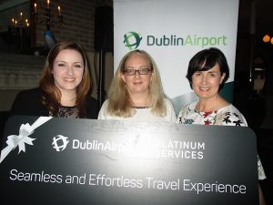 Prize-winner Deirdre Gunn, American Holidays (centre), with Michelle Reilly and Edel Redmond, Dublin Airport