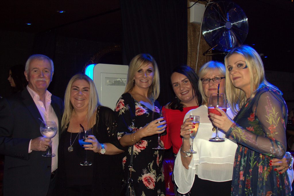 Darach Culligan,Travel World meets the ladies from TUI,Orla Connolly,Karen Doak,Stacy Anderson,Caroline Coughlan and Stephanie O'Grady.