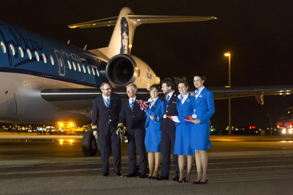 The crew of the final KLM Cityhopper flight from London.