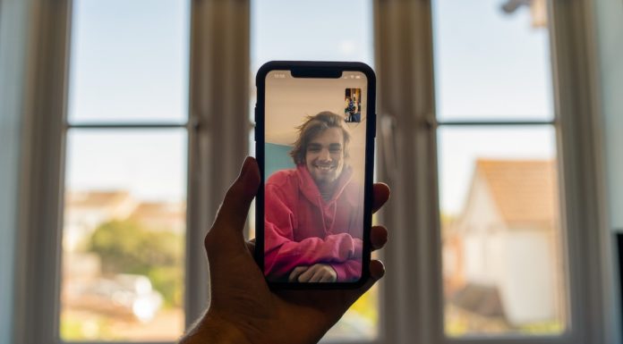 When in Roam: surcharge cap scheme to be extended by another 10 years