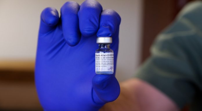 Pfizer booster effective against Omicron, says Israeli health minister pfizer vaccine