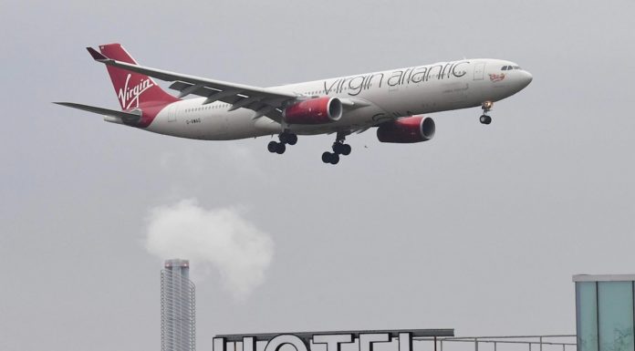 UK removes all countries from its red list