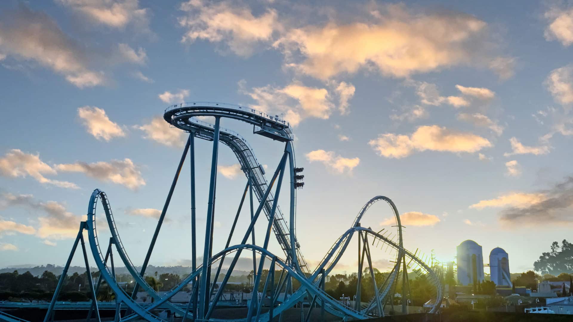 Emperor Roller Coaster Opens at SeaWorld San Diego ittn.ie