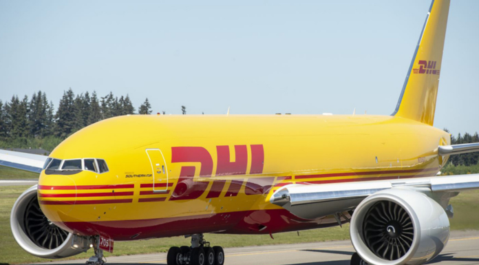 DHL Plane Splits in Half During Emergency Landing at Costa Rica Airport