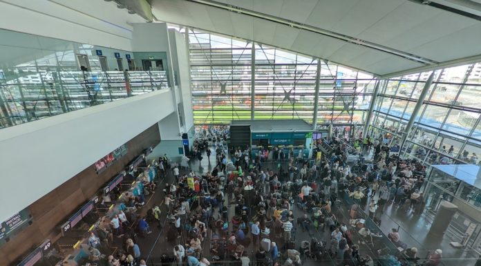 Aer Lingus Cancels Nearly All Flights to & from Dublin for UK & European destinations from 2 pm (Sat, 10 Sept)