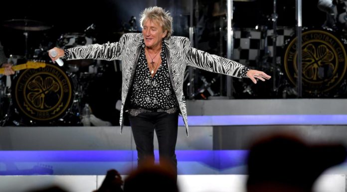 Rod Stewart Extending his Las Vegas Residency into 2023
