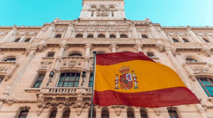 Spain Sees Return to Face Masks to Battle Covid and Flu Spikes Spain tourism