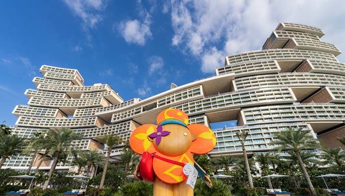 Louis Vuitton Celebrates Atlantis The Royal’s 1st Anniversary