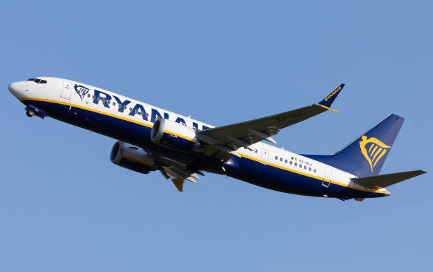 Ryanair Signs Booking Partnership with OTA On the Beach
