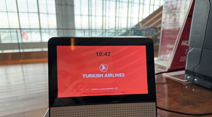 Turkish Airlines Introduces Real-Time Translation Booths for Improved Customer Experience in Airports