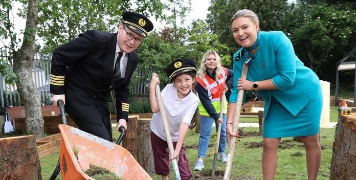 Aer Lingus Celebrates 10 Years of Volunteering Through ‘Make a Difference Day’ Initiative
