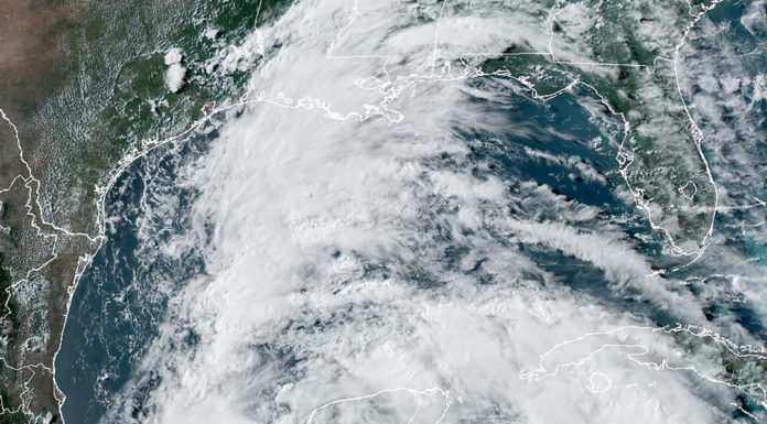 UK Foreign Office Issues Warning as Cyclone Approaches Mexico