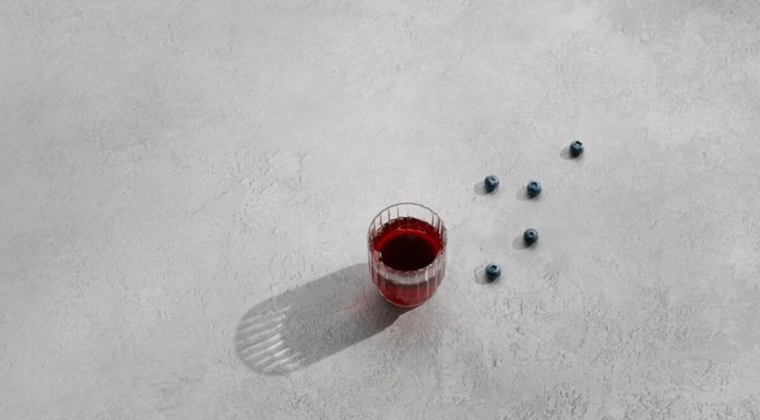 Finnair Celebrates a Decade of Signature Drink – Blueberry Juice