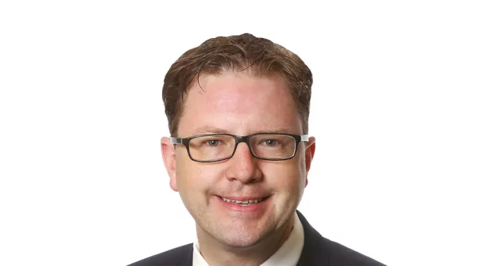 Government Urges Ryanair to Make More Use of Regional Airports to Alleviate Dublin Airport Passenger Cap Strain