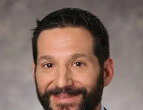 Carnival Cruise Line Orders 3 More Ships to Meet Rising Customer Demand