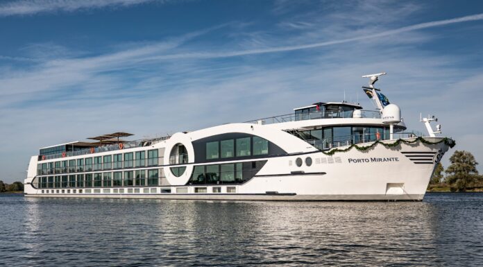 Riviera Travel Introduces E-Learning Tool for Travel Agents