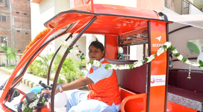 Intrepid Travel Invests in Holy City Rickshaw Program in Varanasi