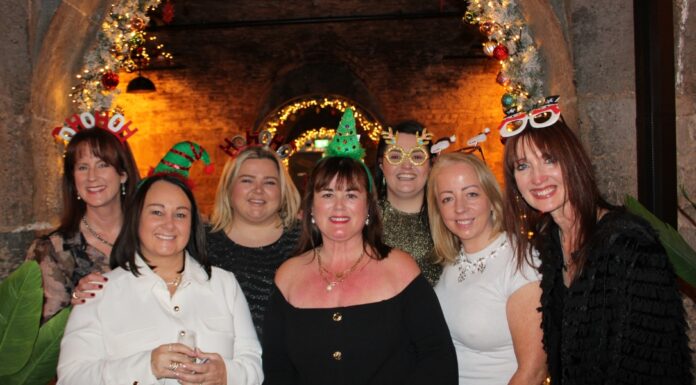 Travel Trade Gathers for AWTE’s Spectacular Christmas Lunch