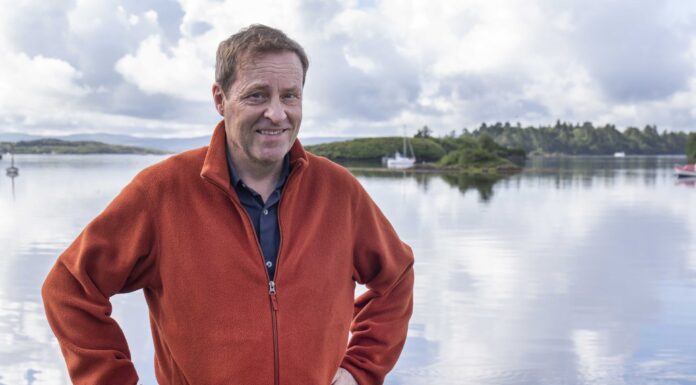 Ardal O’Hanlon-Fronted Travel Show, ‘The Emerald Isles’, Reaches Millions of Households in Britain