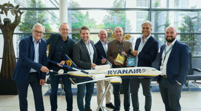 Ryanair Extends MAAS Aviation Paint Deal to Cover New Fuel-Efficient Fleet Arrivals