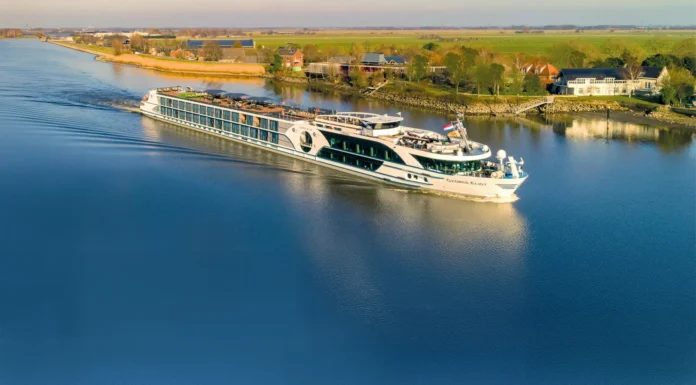 Riviera Travel Launches Industry’s First Solo Travel-Focused Boat