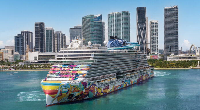 NCL Officially Welcomes NCL Aqua to her New Homeport of Miami