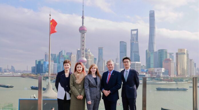 Northern Ireland’s Economy Minister joins Tourism Ireland in Shanghai, Promoting Tourism in China