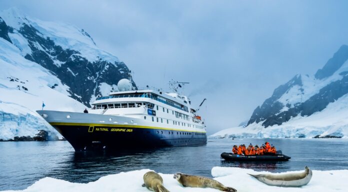 National Geographic-Lindblad Expeditions Launches ‘The Expedition that Started it All’ Discount Offer